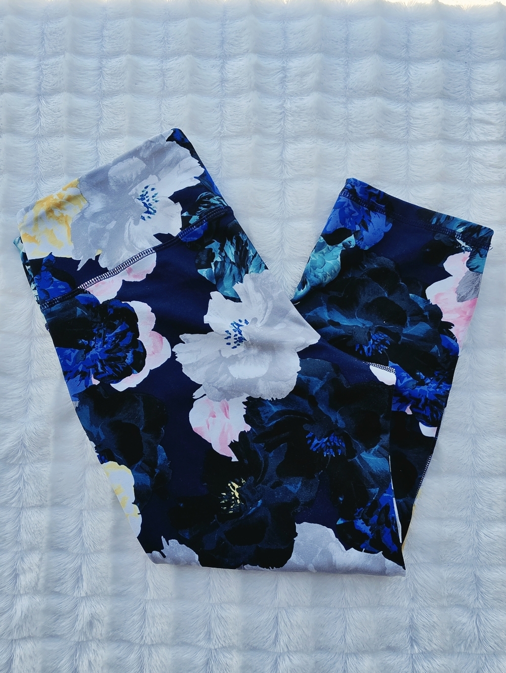 Old Navy Active Go-Dry Crop Leggings Floral Print - Large